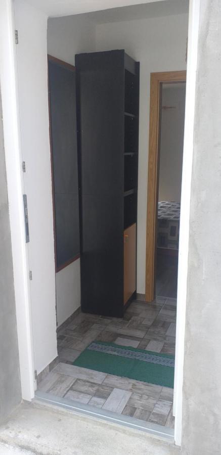 Apartament Relax In Crni Kal 2 Zewnętrze zdjęcie